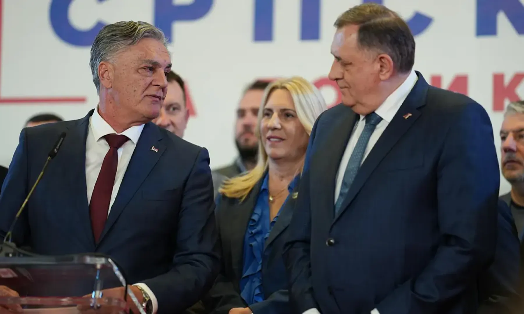 Predsjednik RS-a Siniša Karan pomilovao Bojana Šarića i Roberta Vidovića, razlozi nisu navedeni u odluci