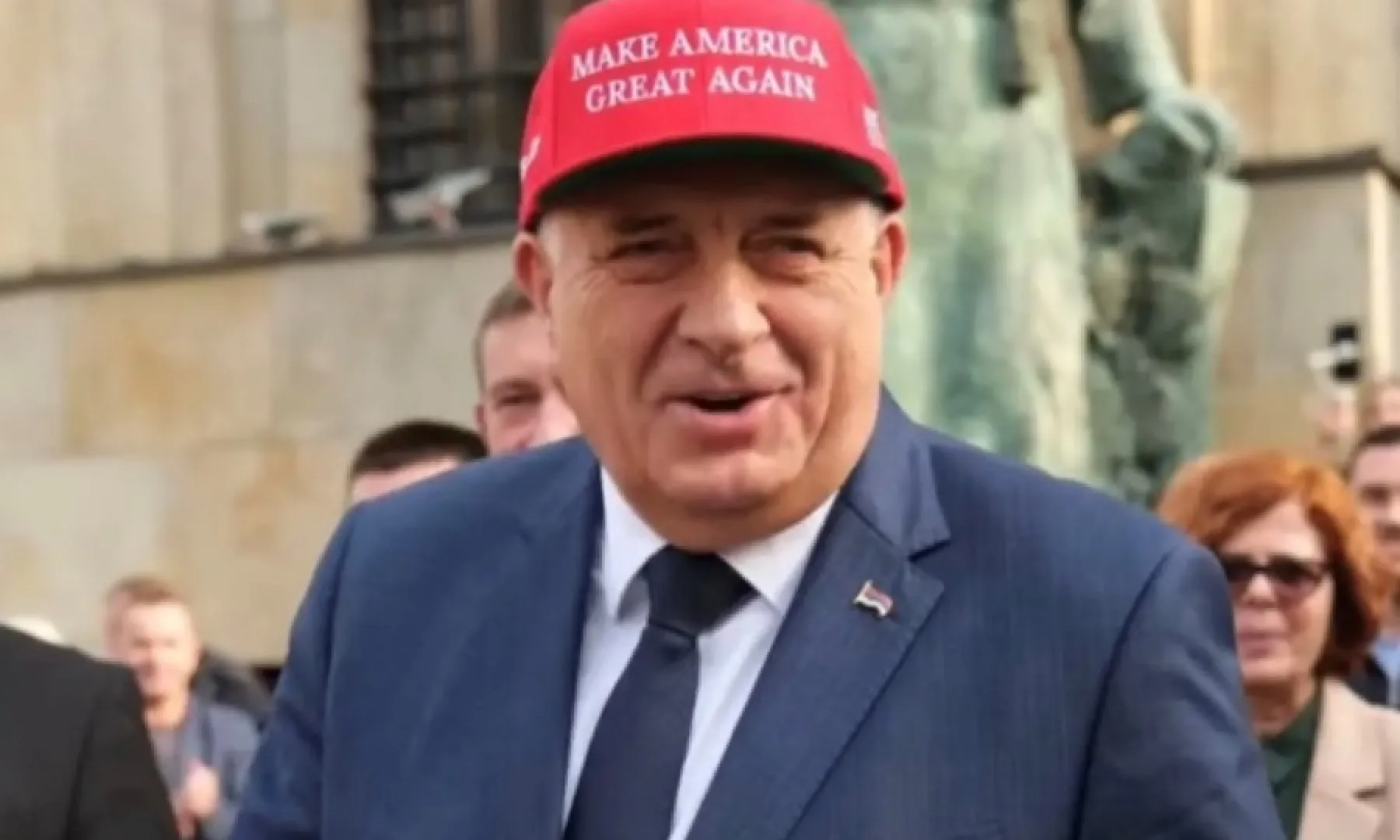 Ćerimagić za El País: Trumpovo distanciranje od Dodikovih savjetnika više je kontrola štete nego promjena politike