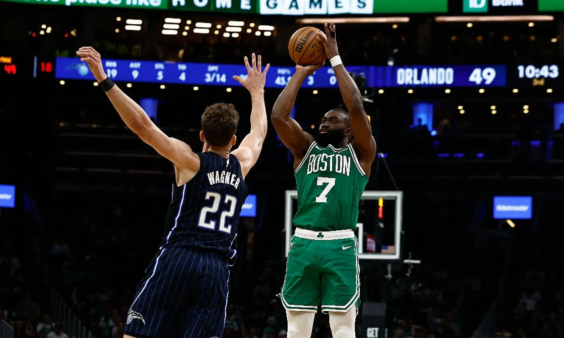 Boston i Cleveland poveli sa 2-0 protiv Orlanda i Miamija, Houston izjednačio protiv Golden Statea