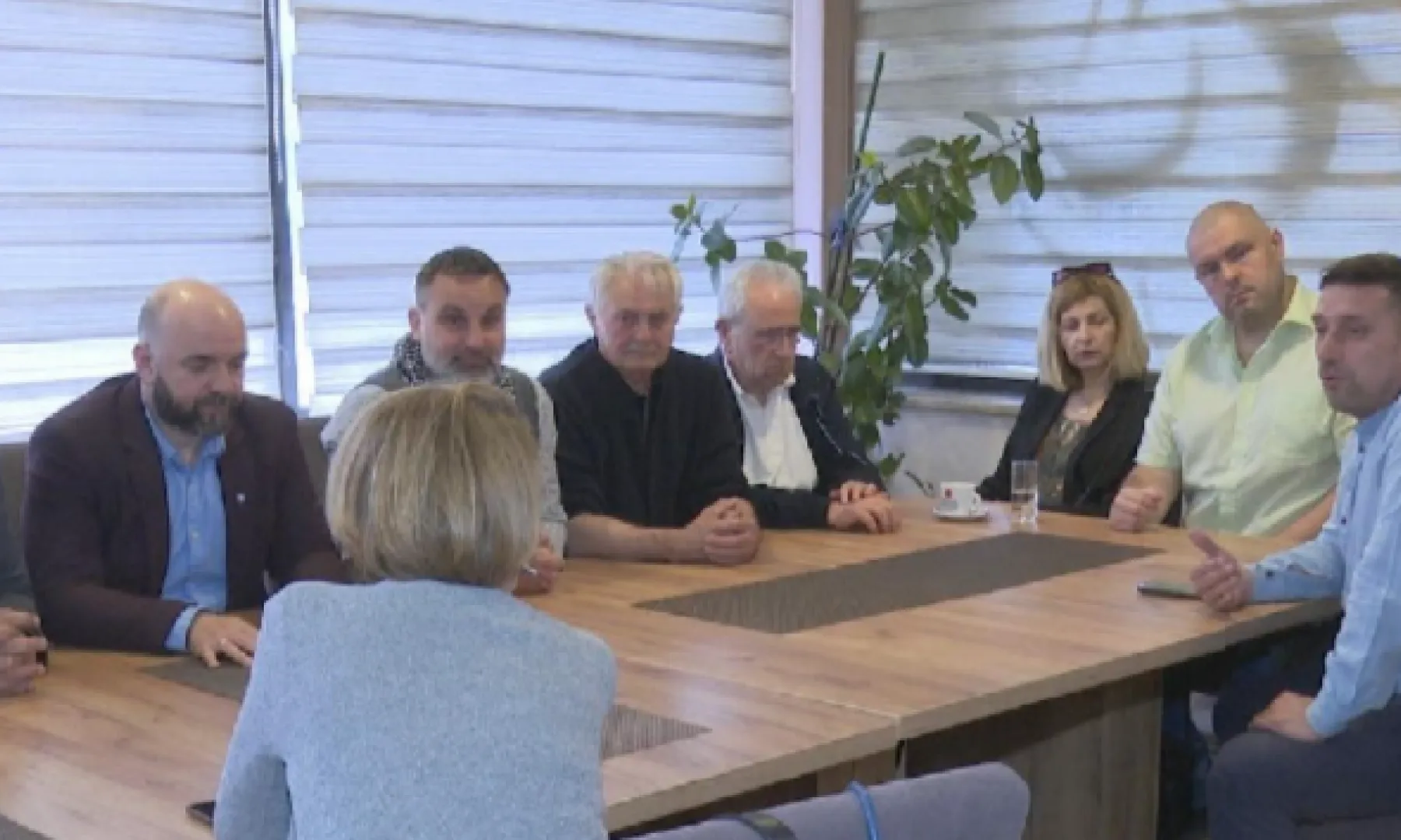 Članovi DF-a iz Bihaća i Cazina najavili izlazak iz stranke zbog nezadovoljstva radom rukovodstva