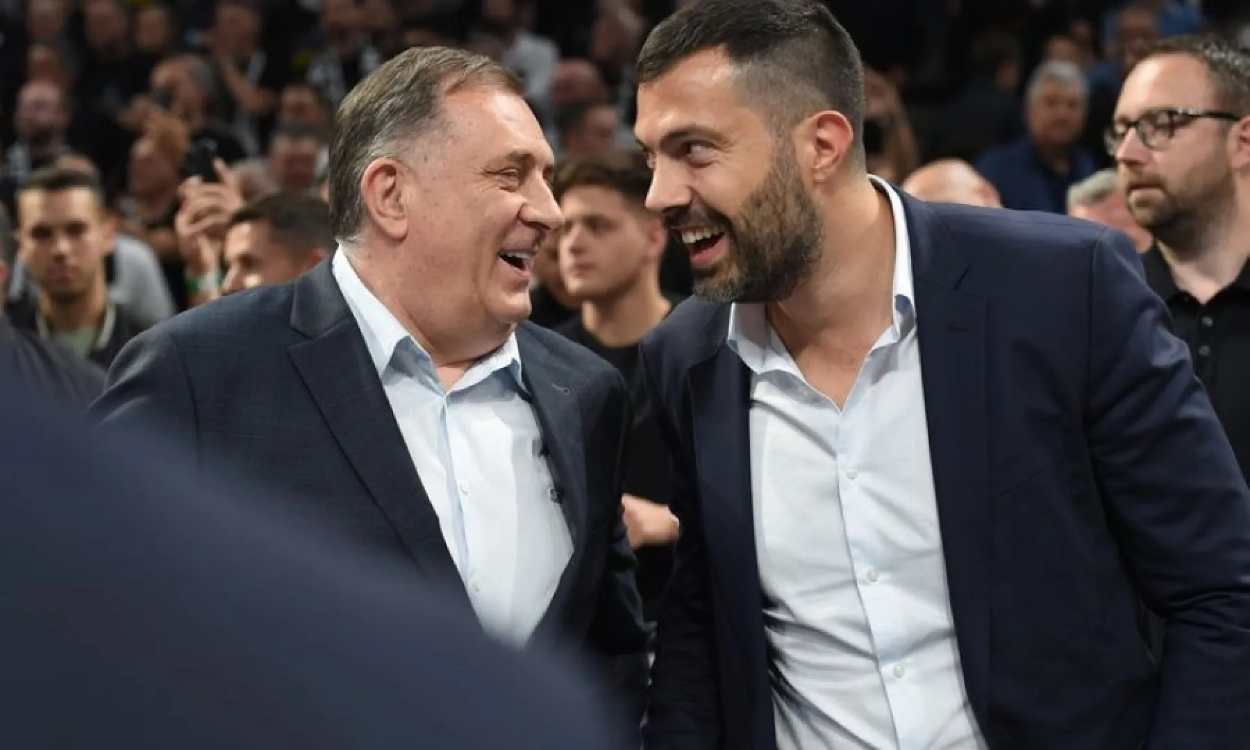 SNSD osigurao većinu u Narodnoj skupštini Republike Srpske, mogućnost preuzimanja vlasti od strane porodice Dodik se povećava