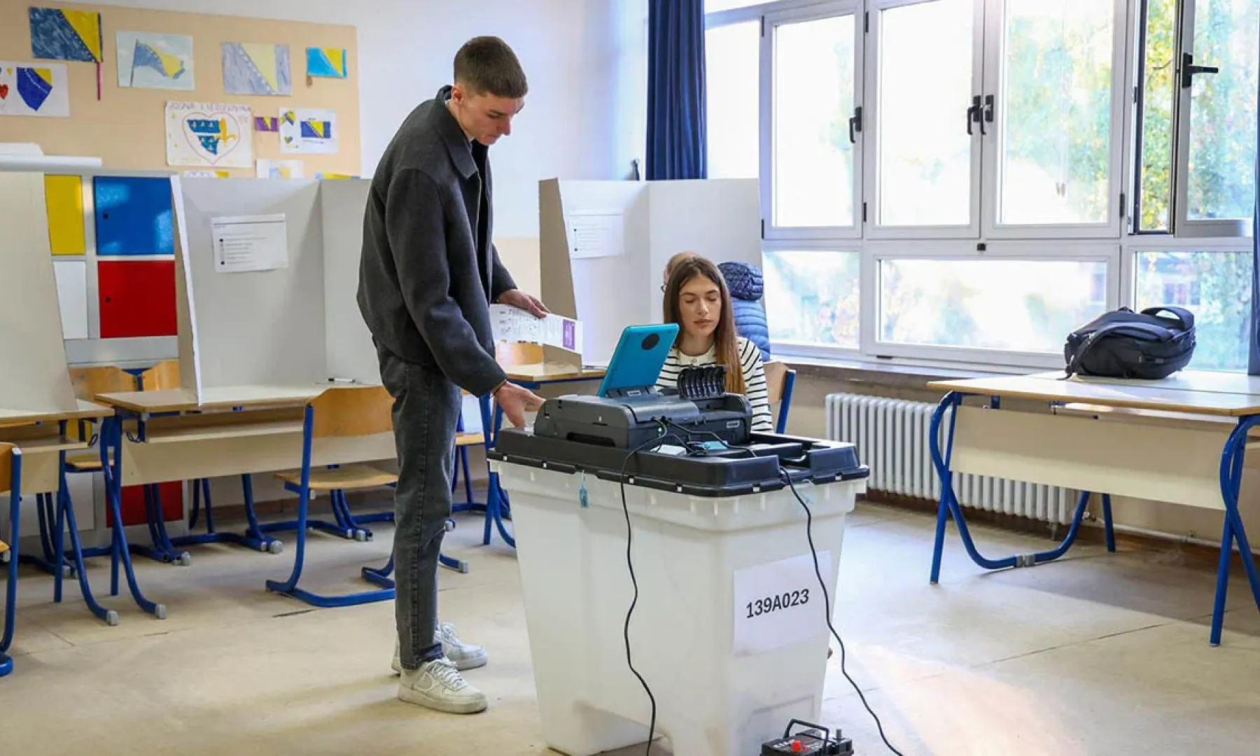 Predloženo da se uvede obavezno glasanje i pravo glasa sa 16 godina