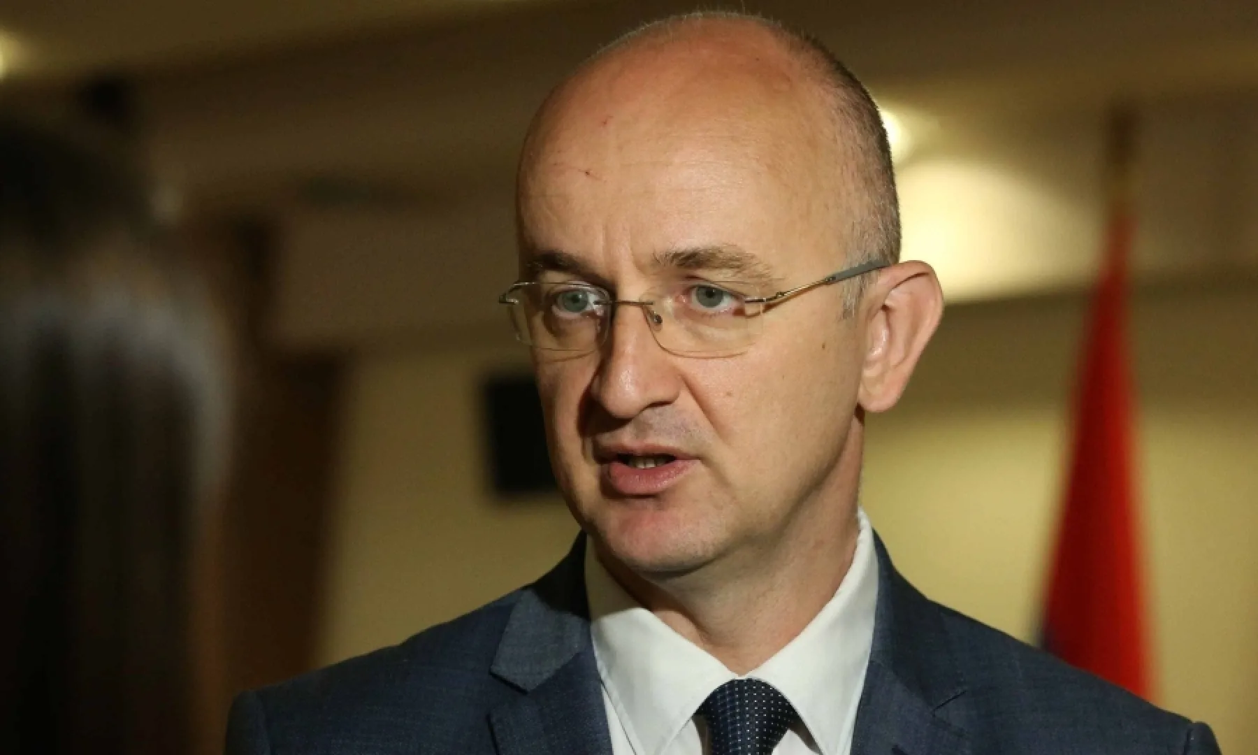 Srđan Mazalica komentirao odluku Ustavnog suda o Zakonu o grobljima, ističući da osporena formulacija nije značajan problem za kriminalizaciju ustaških simbola