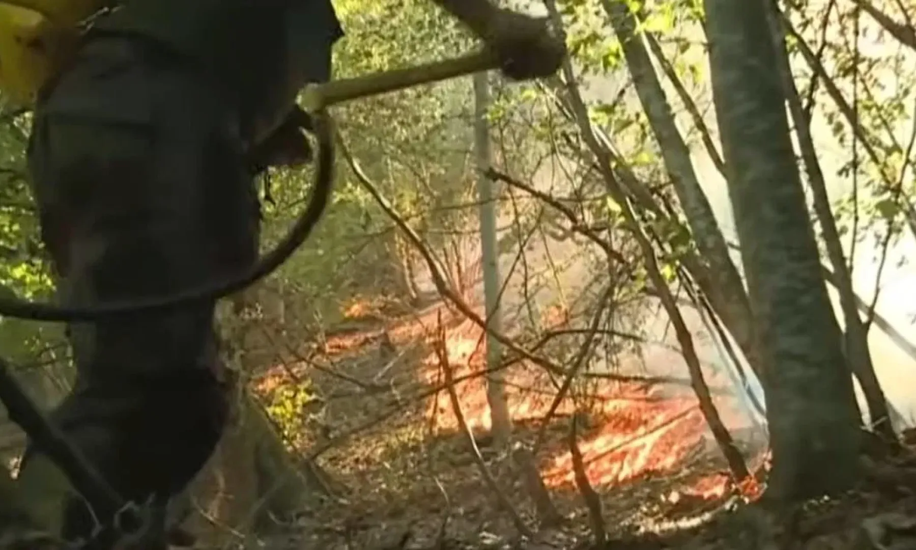 Požar u Konjicu aktivan deveti dan, vatrogasci i mještani traže dodatnu pomoć