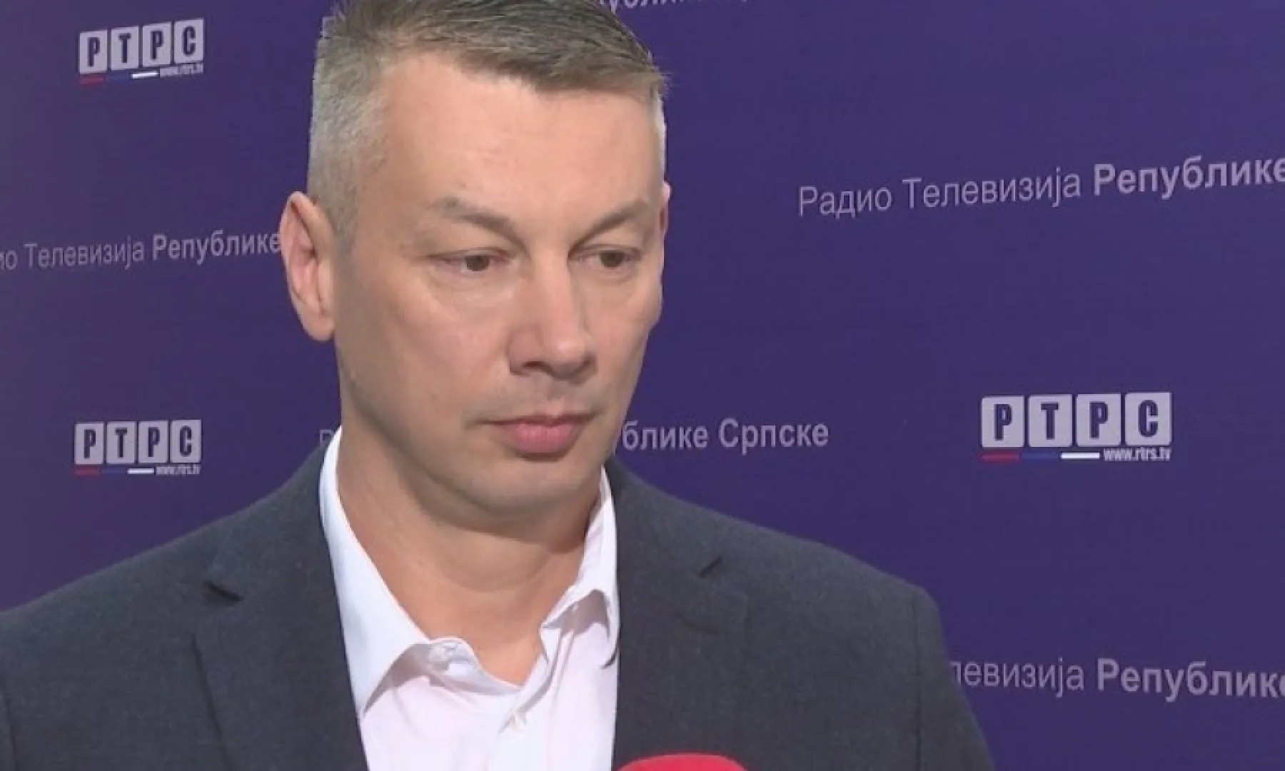 Nenad Nešić upozorava na ugroženost 603 porodice zaposlenih u RTRS-u zbog blokade računa od strane Okružnog privrednog suda u Banjoj Luci