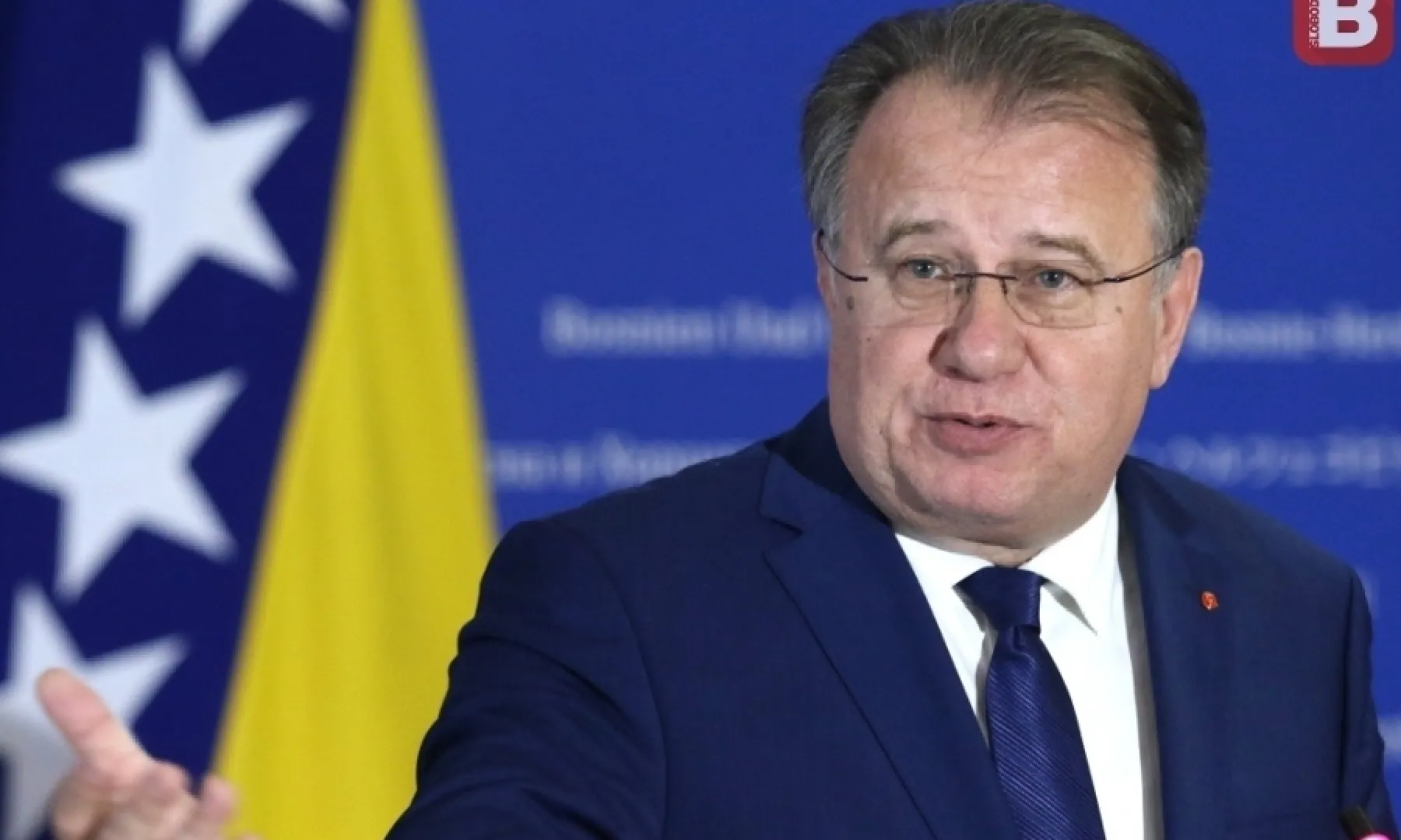 SDP predstavio slogan "Jedna država. Jedan tim." za Opće izbore u BiH, Denis Bećirović kandidat za Predsjedništvo