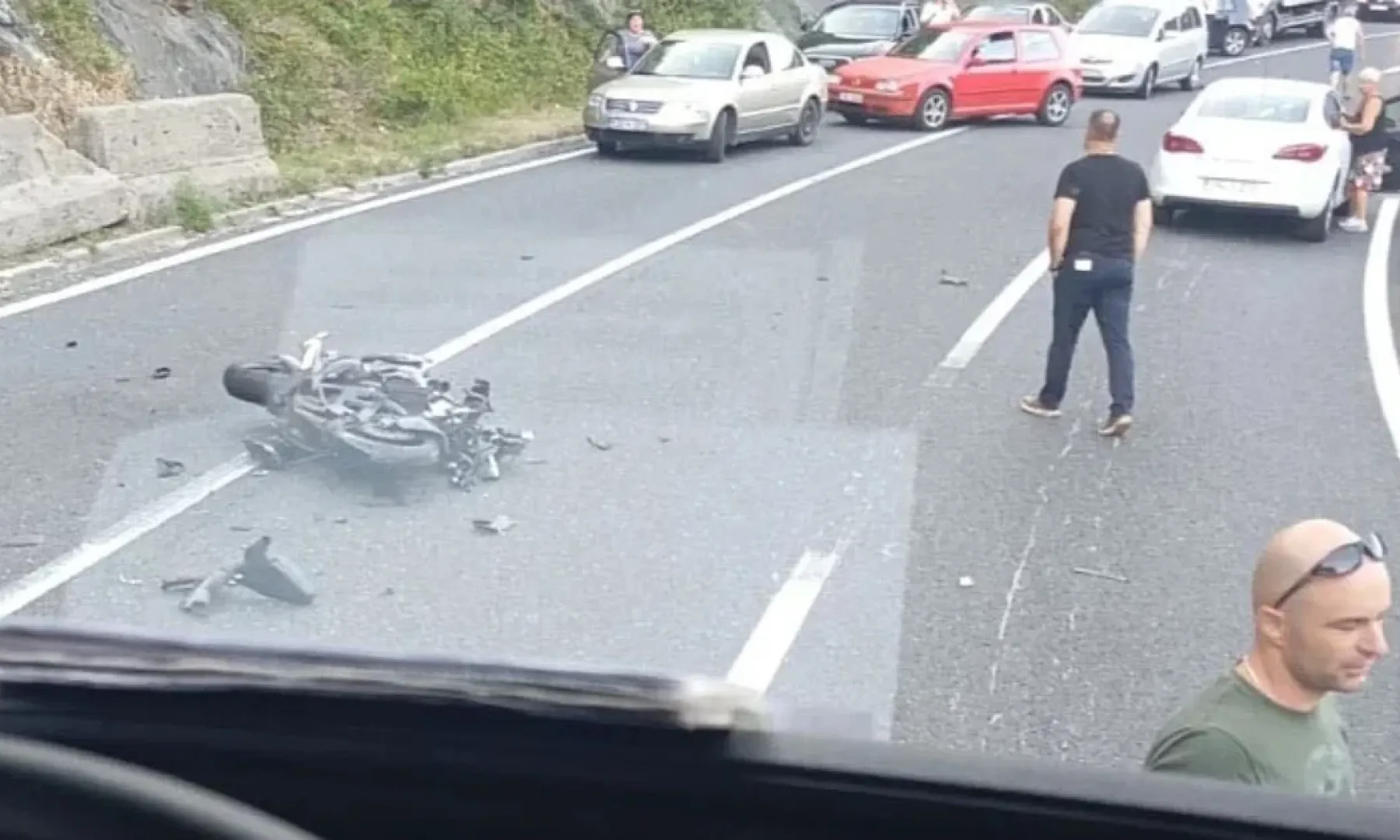 Saobraćaj obustavljen na M-17 između Podorašca i Bradine zbog nesreće s motociklom