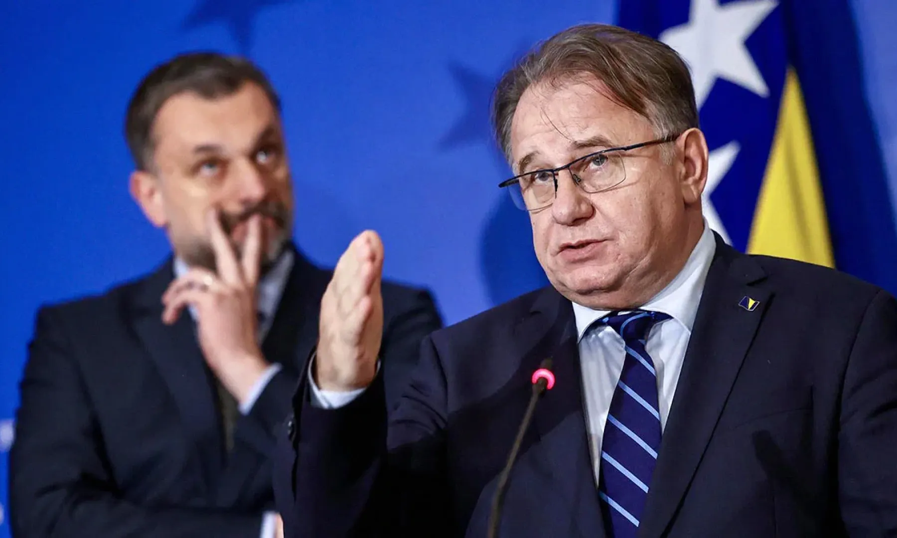 Spekuliše se da će SDP u vlast sa SDA i da Trojka više ne postoji, oglasio se Nikšić