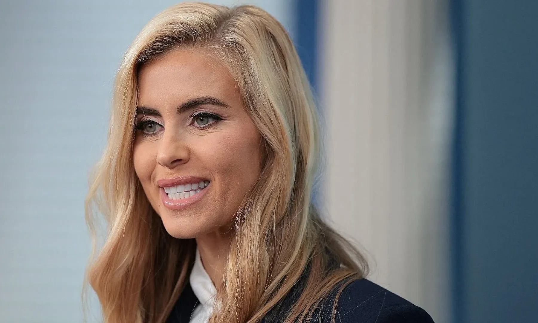 Nova Trumpova glasnogovornica neslavno debitovala pred medijima: "Za nju Leavitt djeluje kao Churchill"