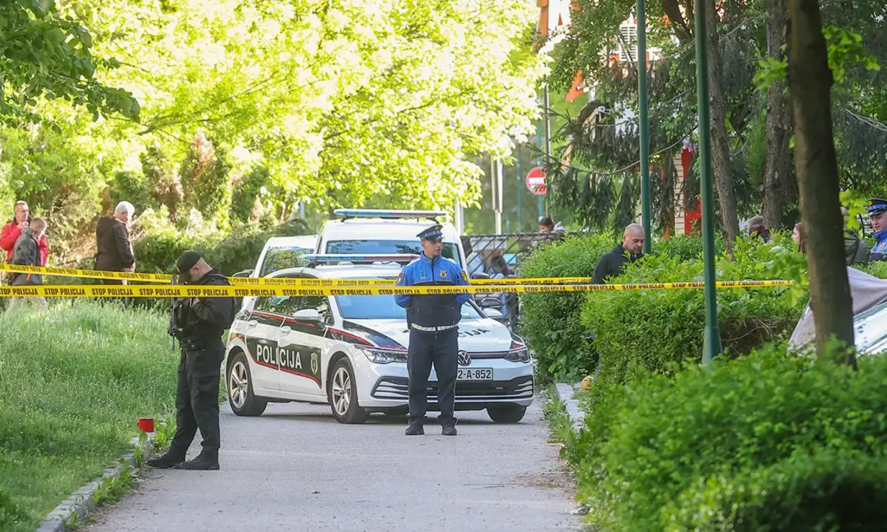 Pucnjava u Hadžićima: Muškarac ranjen, policija traga za osumnjičenim