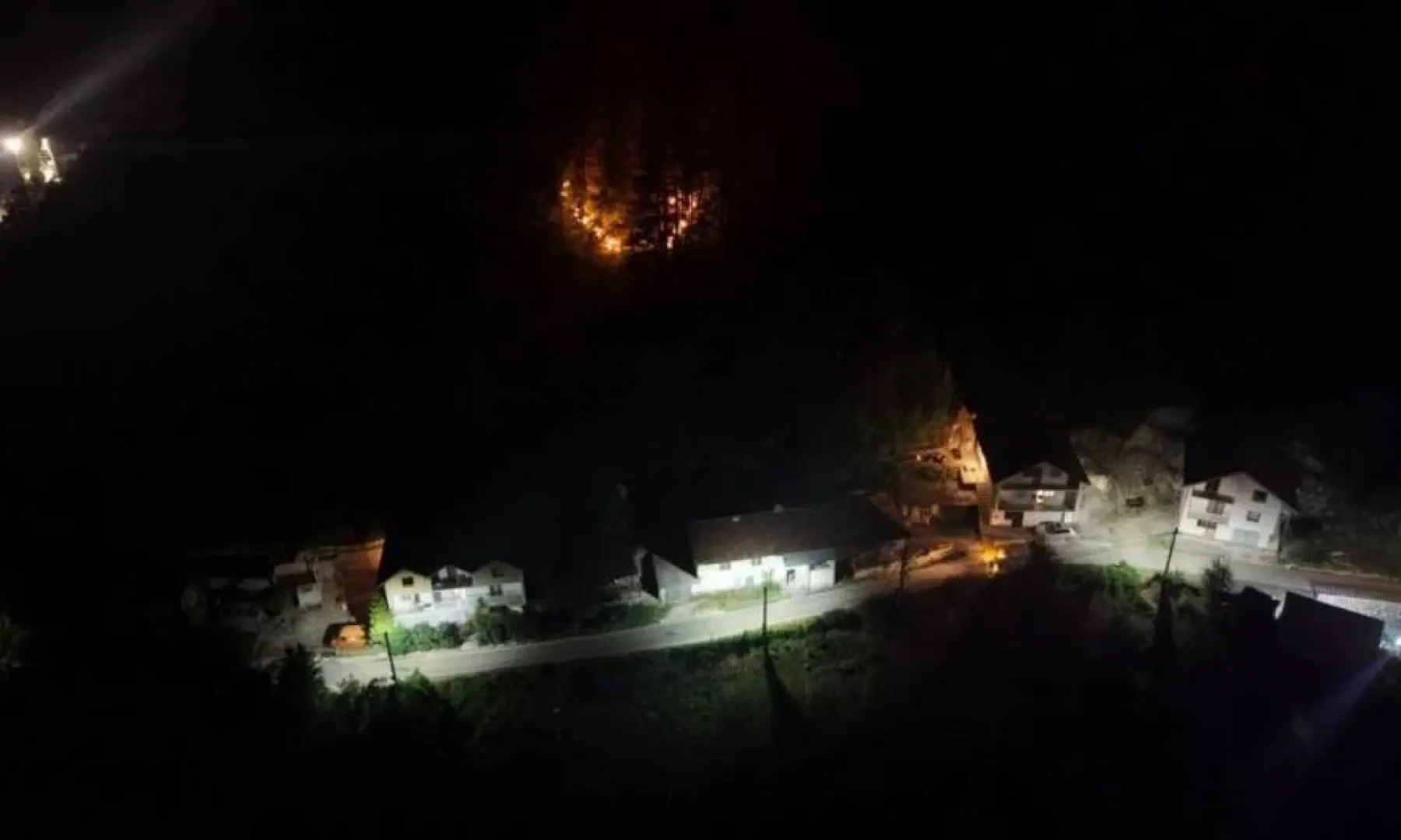 Požar u Živašnici kod Konjica se širi prema Brđanima, zatražena međunarodna pomoć