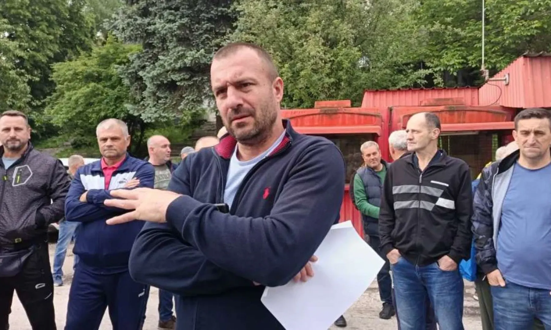 Penzioneri iz Zenice čekaju više od godinu dana na isplatu penzije, održali protest