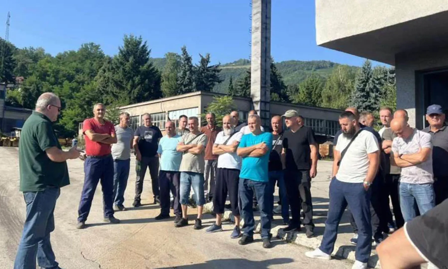 Deset rudara iz Zenice nastavlja protest u jami Raspotočje zbog neisplaćenih plata
