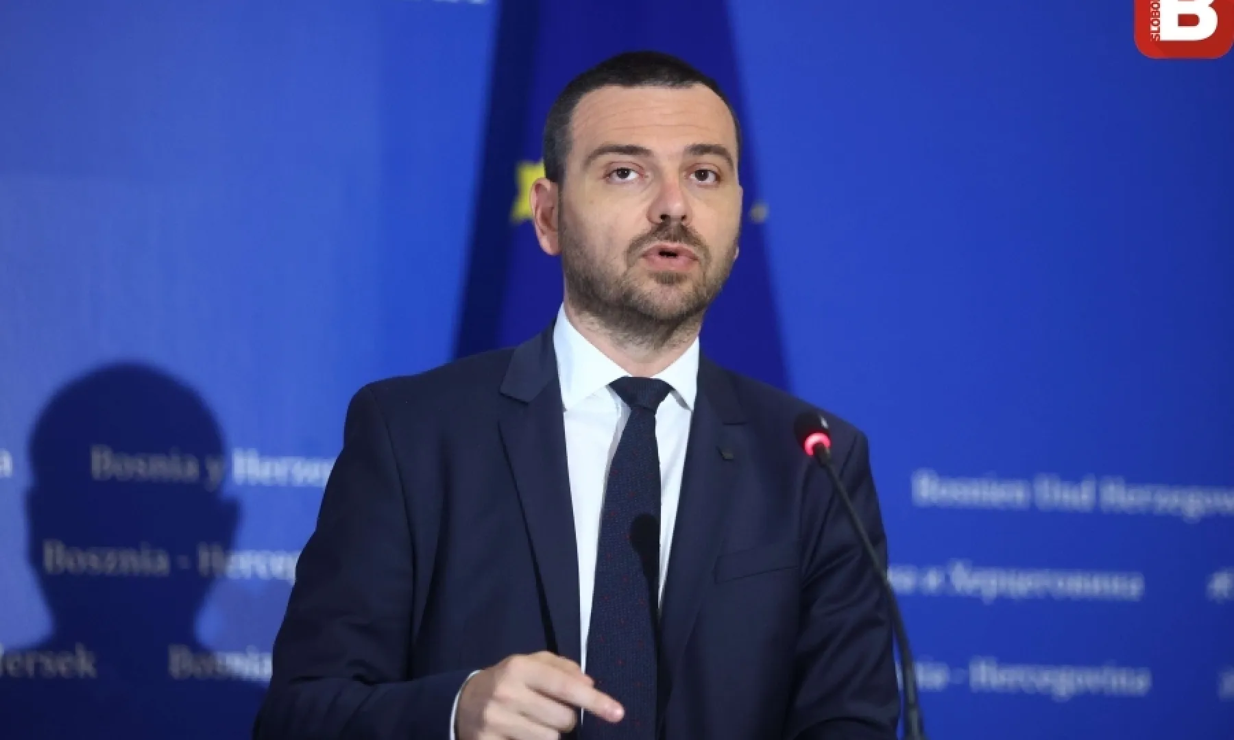 Saša Magazinović zatražio od EU reakciju na glorifikaciju Ratka Mladića u Srbiji