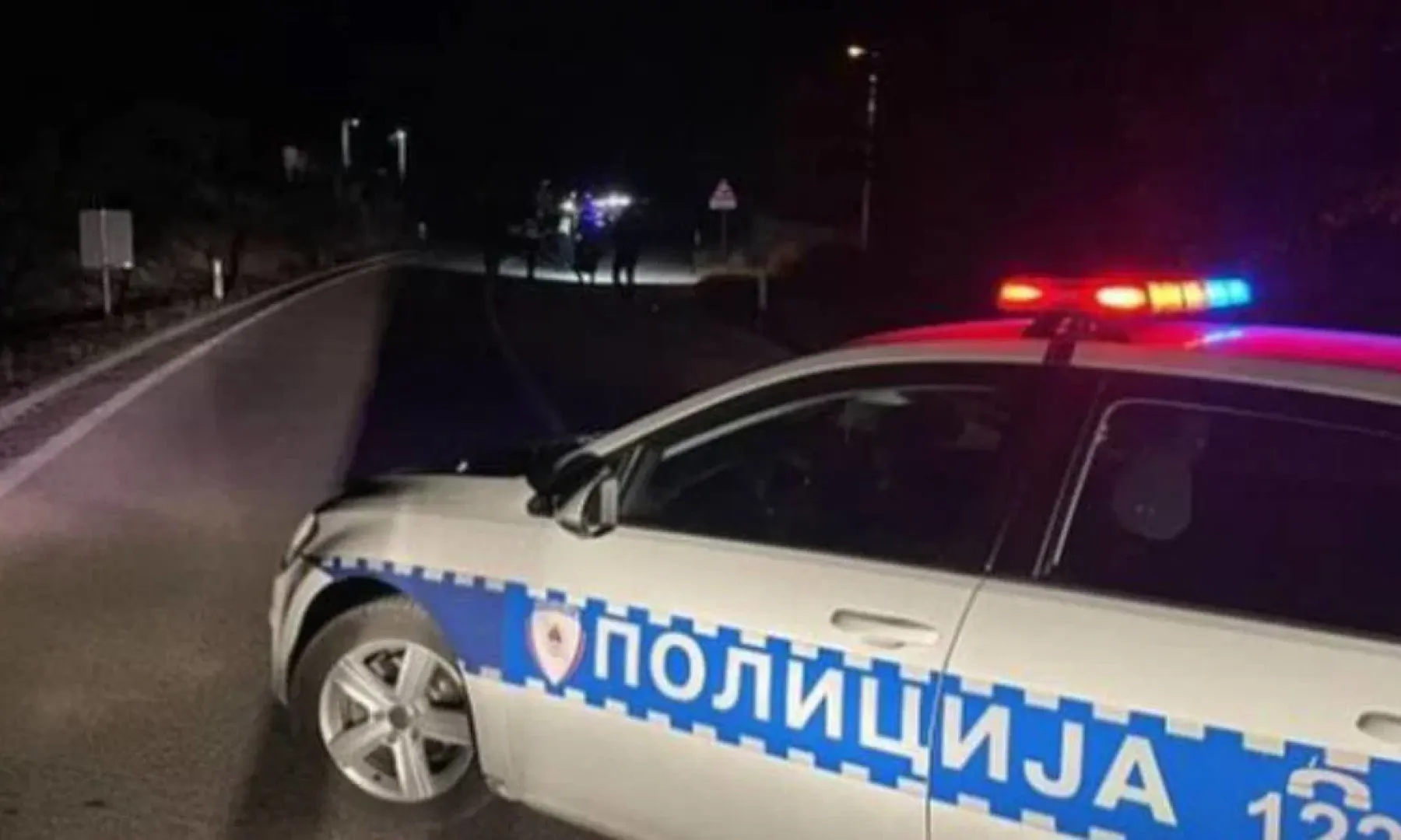Dvadesetogodišnji vozač poginuo u sudaru dva Golfa kod Laktaša, suvozač povrijeđen i prevezen u UKC RS