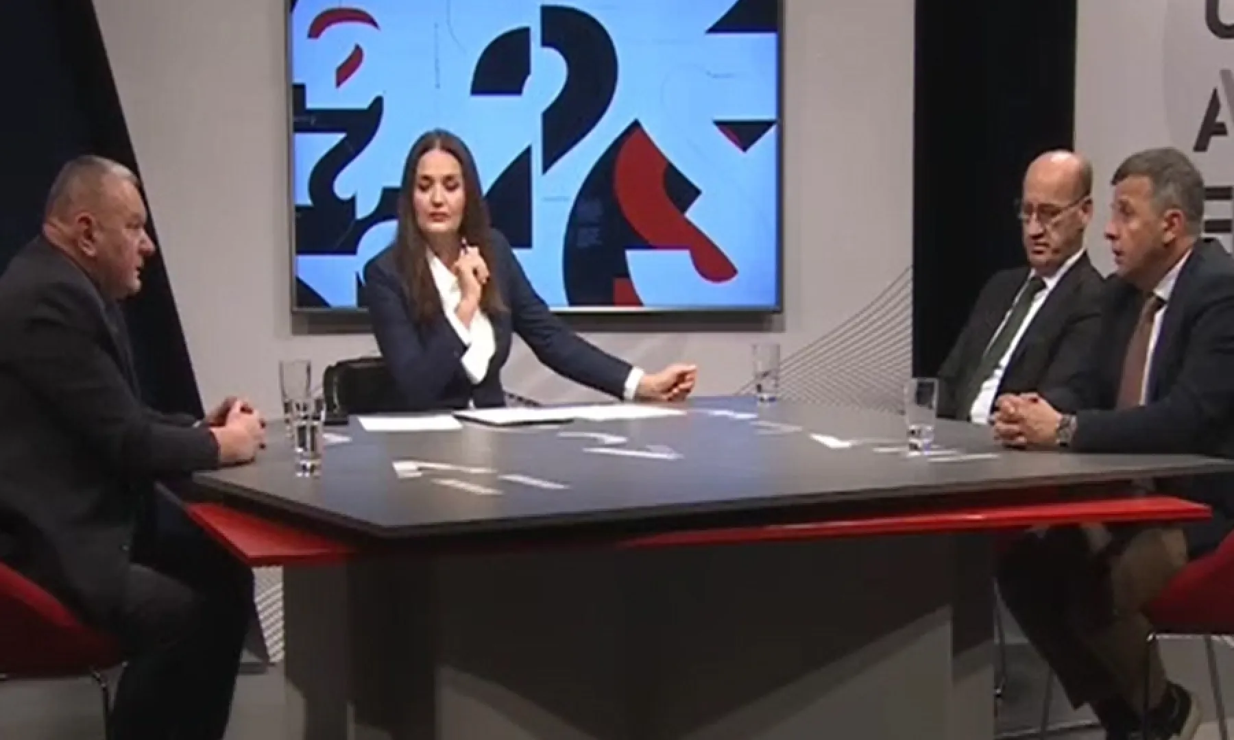„ŠTA ĆEMO S LAŽNIM SRBIMA U MOSTARU...“: Žestok okršaj pred kamerama, pogledajte šta je Nebojša Vukanović kazao Miji Matanoviću...