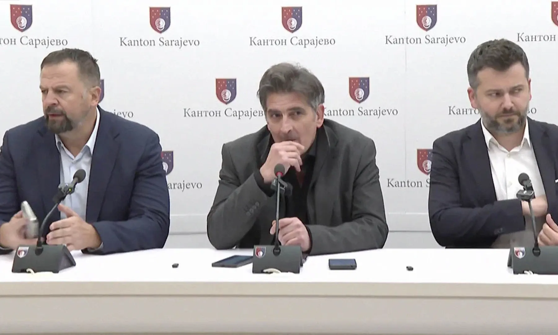 SDA, DF i SBiH započeli pregovore o formiranju nove vlasti u Kantonu Sarajevo uz podršku 18 do 19 zastupnika