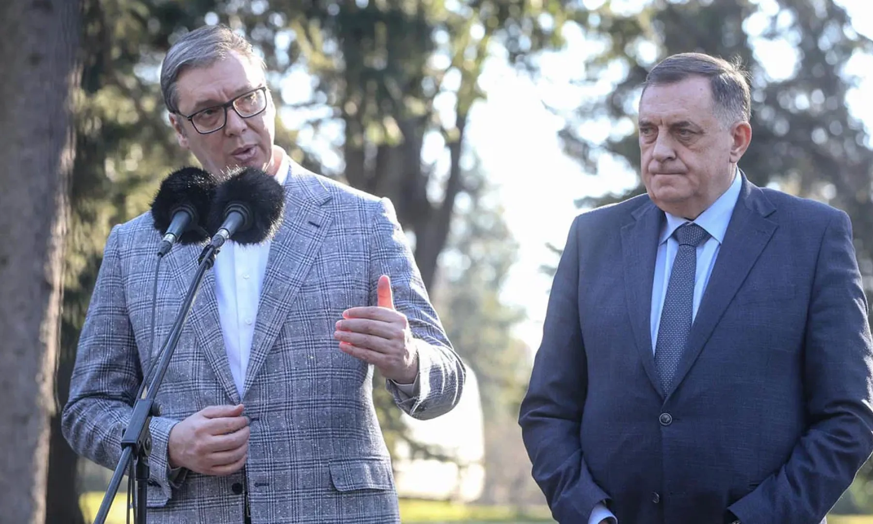 “Ako Vučić izgubi, bit će objavljeni dokumenti o Dodiku koje čuva”