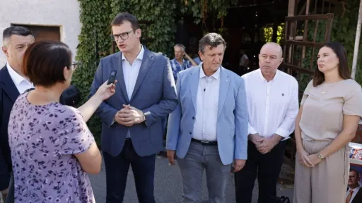 Kandidati SDS-a u Bosanskom Novom istakli važnost rje&scaron;avanja problema Trgovske gore i mogućnost tužbe protiv Hrvatske
