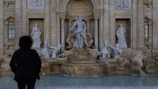 Udar na turiste u Italiji: Od 1. februara naplaćuje se pogled na Fontanu di Trevi, ograničen i broj posjetitelja