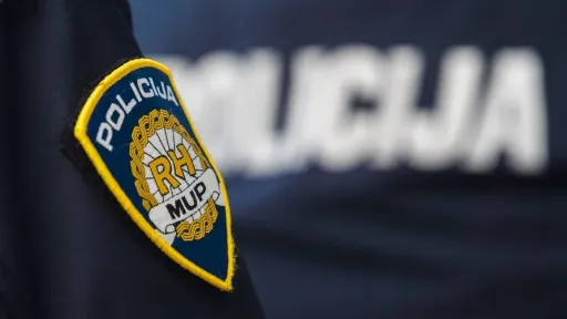 policija