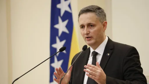 Bećirović reagovao na "neprihvatljivu i veoma opasnu" izjavu Aleksandra Vučića