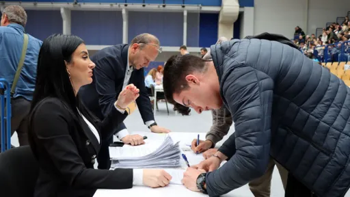 Općina Novo Sarajevo izdvojila blizu milion KM za stipendiranje 1.098 učenika i studenata
