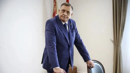 NJEMAČKI ZEIT PIŠE: "Dodik je prekršio Daytonski mirovni sporazum, a ukinuli mu mjere pritvora"