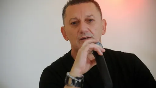 ŠAKO POLUMENTA ČEKA PETOG NASLJEDNIKA: Sa svojim mezimicama uživao u interpretaciji Amire Medunjanin