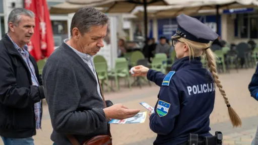 "Razoružaj nasilje": Policijske službenice u borbi protiv tihe epidemije femicida