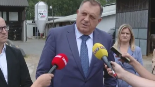 Dodik u Prnjavoru ističe da specijalne veze Republike Srpske sa Srbijom ne mogu biti prekinute inicijativama iz Sarajeva
