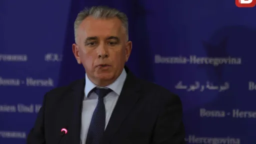 ŠERIF ŠPAGO ZA "SB" UPOZORAVA: "Zbog krize s Dodikom gubimo nova sredstva, u sve su upleteni Vučić i Zagreb"