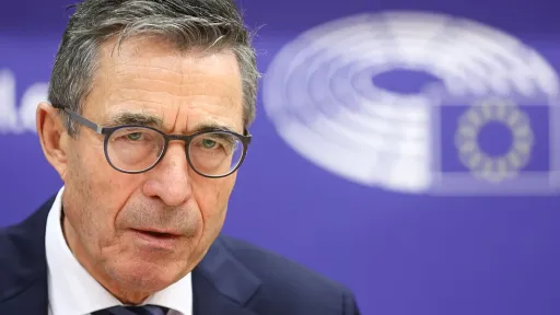 Bivši šef NATO-a odgovorio Trumpu: "On prijeti saveznicima, to je sramotno"