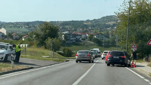 Saobraćajka u Šepićima - otežan saobraćaj | Cazin.NET