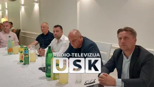 Poljoprivrednici i vlasti USK se sastali zbog alarmantnog pada otkupnih cijena mlijeka