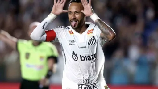 ISCRPLJUJUĆE SMJENE I POVREDE: Neymar se suočava sa tužbom kuharice zbog neizdrživih radnih uslova