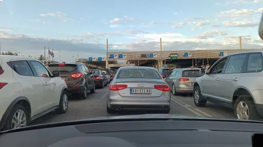 Pojačan promet na granicama: Vozačima se preporučuje oprez prilikom izlaska iz BiH
