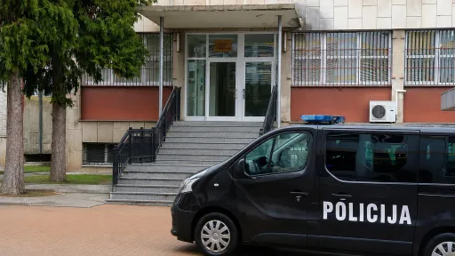 Pritvor dvojici osumnjičenih u Bihaću nakon pronalaska kokaina, marihuane i municije