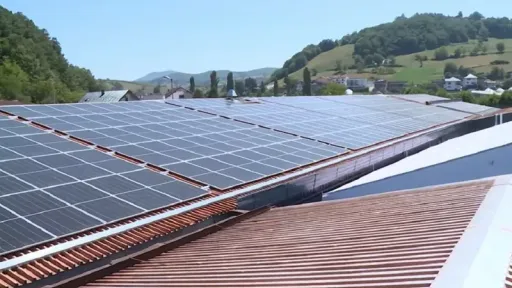 Bužimska kompanija Akrobat investirala pola miliona maraka u solarnu elektranu za smanjenje tro&scaron;kova proizvodnje
