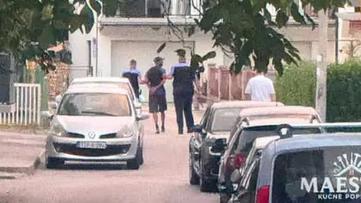 Mu&scaron;karac te&scaron;ko povrijeđen u napadu nožem u Bosanskoj Krupi, osumnjičeni uhap&scaron;en