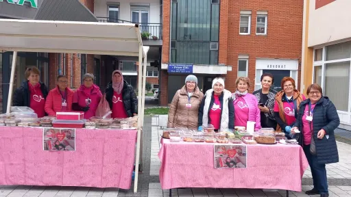 Cazin danas kuca za Džanu, Dženana i Dariju: Počela humanitarna kolačijada velikog srca