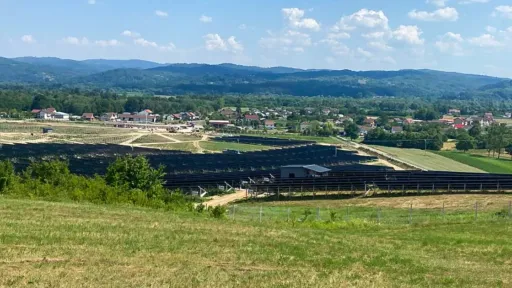 Grad Doboj izdao dozvole za 104 solarne elektrane uprkos protivljenju mje&scaron;tana