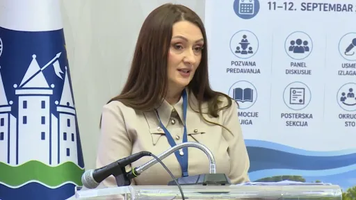 U Bihaću održan 1. Psihologijski forum uz promociju knjige autorica Vildane Aziraj-Smajić i Diane Riđić