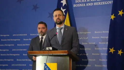 Košarac i Amidžić kritikovali Fortu: On na ekskurziji, a prijevoznici u problemu, prije ću na sjednici sresti Vukanovića
