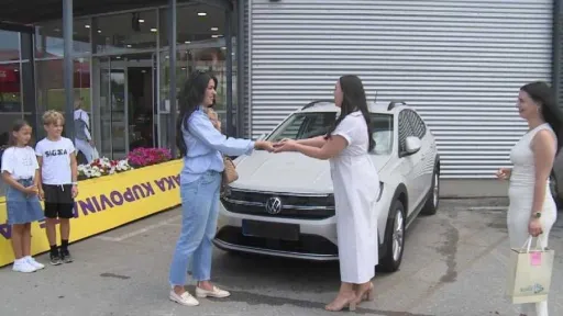 Cazinjanka Azra Ikanović osvojila novi Volkswagen Taigo na svečanoj dodjeli nagrada