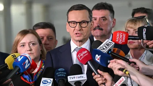 Desetine poslanika napustile stranku Pravo i Pravda zbog neslaganja o budućoj strategiji