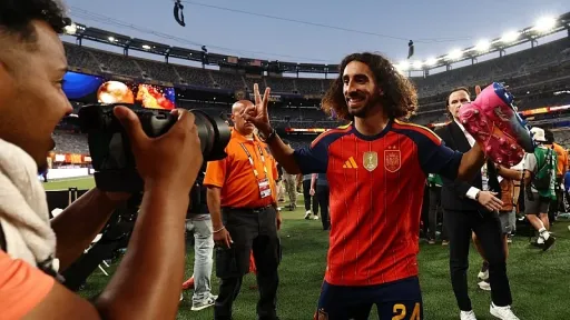 Marc Cucurella promijenio frizuru i potpisao šestogodišnji ugovor s Real Madridom nakon Svjetskog prvenstva