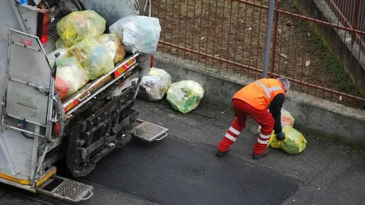 Italijanka u Bitontu bacila dobitni loto listić vrijedan milion eura, pronađen nakon vi&scaron;esatne potrage komunalaca