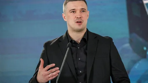 Biv&scaron;i ministar odbrane Ukrajine Fedorov traži od predsjednika Zelenskog odgovore o korupciji u vladi