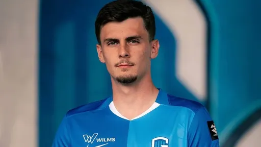 Benjamin Tahirović potpisao ugovor s Genkom i dobio dres s brojem četiri